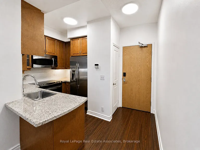 1910 Lake Shore Blvd W #1501 — Photo 4