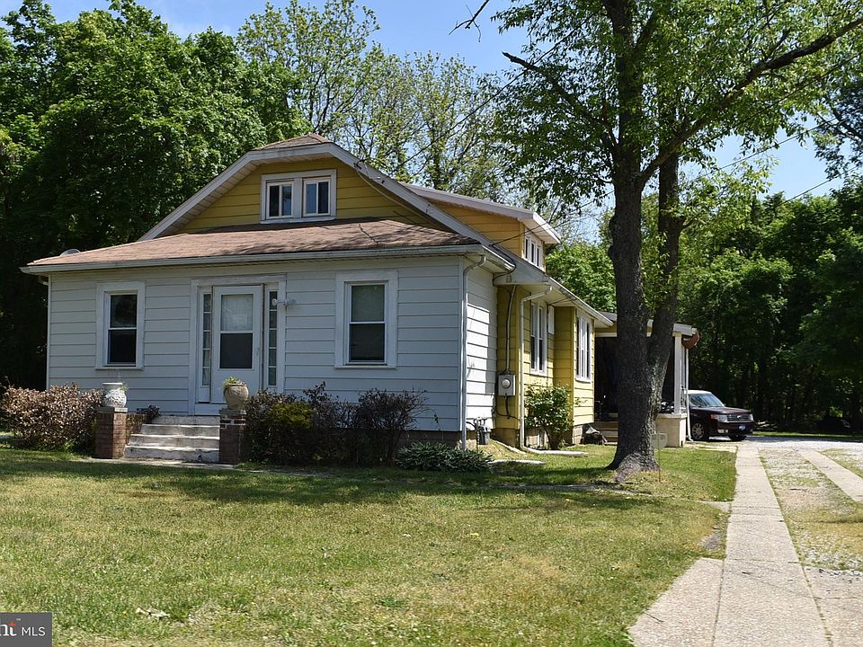 2nd image of 313 White Horse Pike