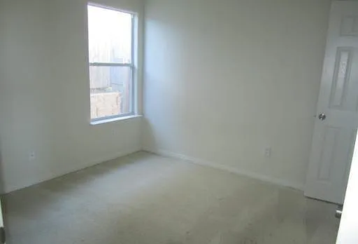 5726 Hickory Cyn — Photo 4