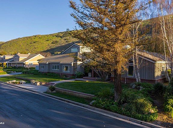 2nd image of 11460 Sumac Ln