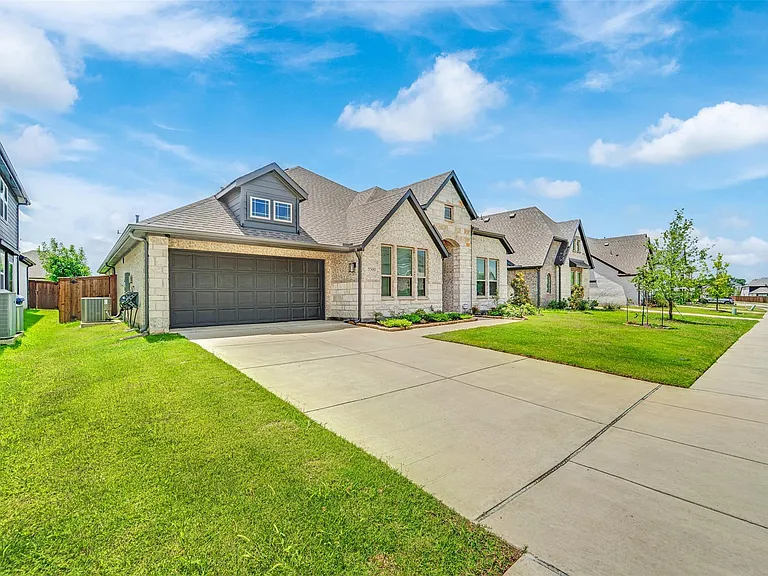 5500 Pooley Ln — Photo 2