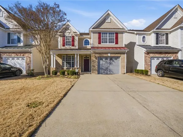 1020 Silver Charm Cir, Suffolk, VA 23435