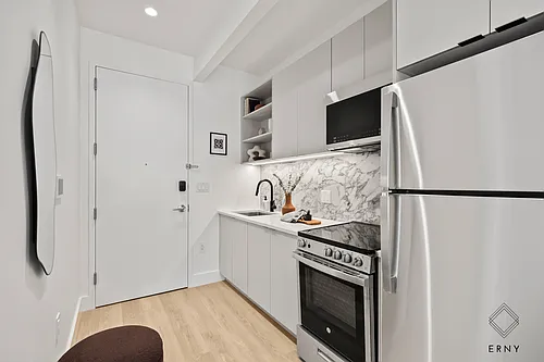 2510 Bedford Ave #3N Photo 1