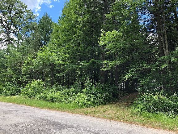 Last 75' of 300' road frontage