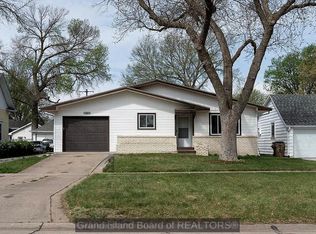 1017 10th St, Aurora, NE 68818