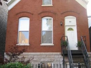 916 N Francisco Ave #2, Chicago, IL 60622