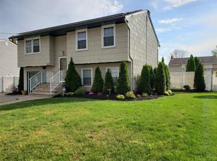 310 Rock Ave, Piscataway, NJ 08854
