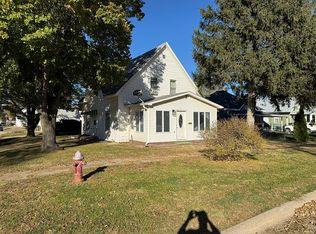 355 S F St, Broken Bow, NE 68822