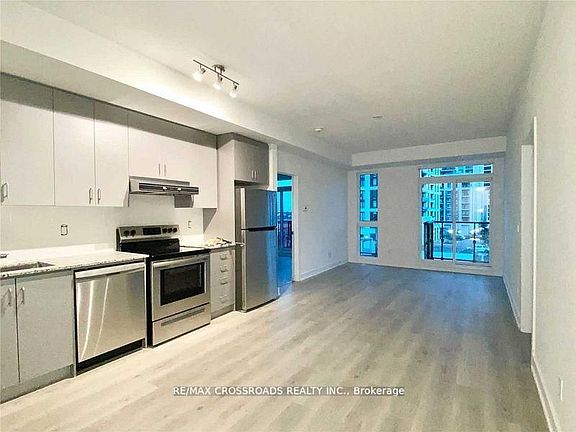 2nd image of 1709 Bur Oak Ave #307