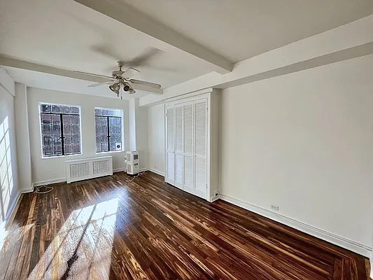 Rented by Steven Corcoran Real Estate | media 2