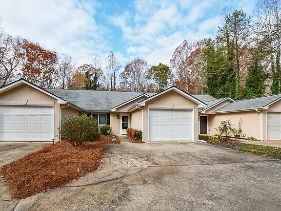 5th image of 3955 Hidden Hollow Dr