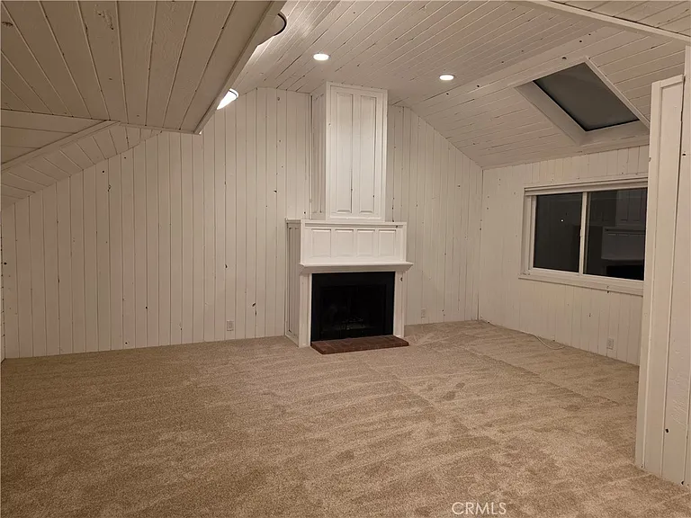 17731 Oak St — Photo 16