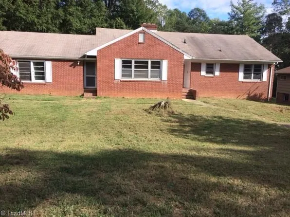 612 Westwood Dr, Reidsville, NC 27320