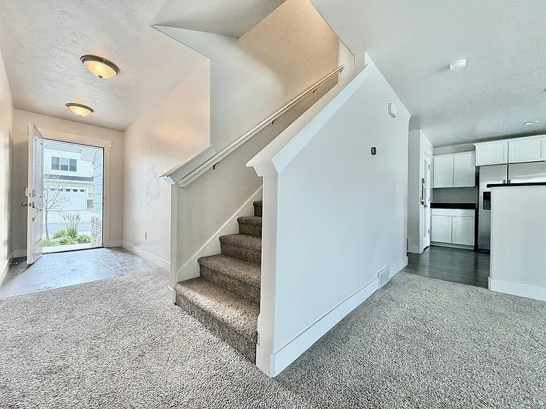 15122 S Gallant Dr — Photo 9