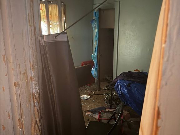5th image of 139 Hope Ave