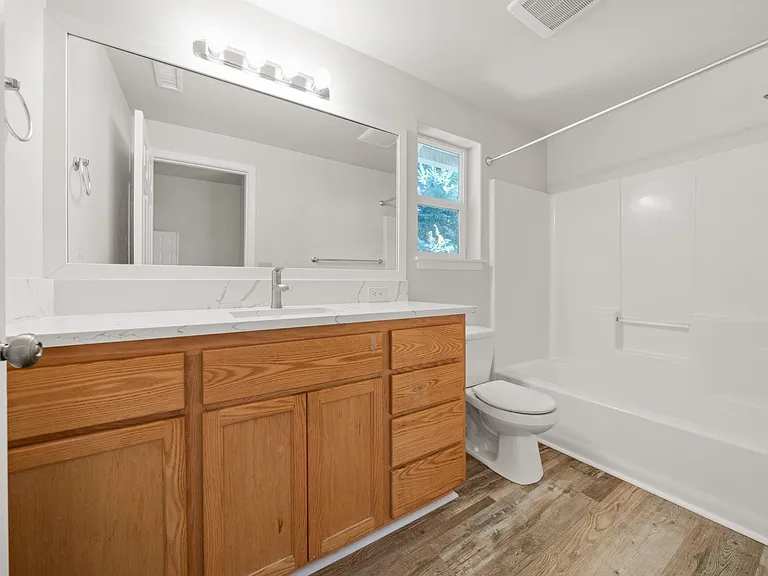2537 NE 127th Ave — Photo 24