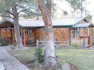 95 S Lakewood Rd, Wamic, OR 97063