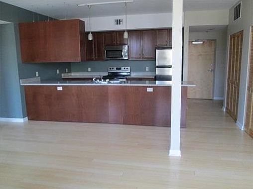 4th image of 448 Elmwood Ave APT 202