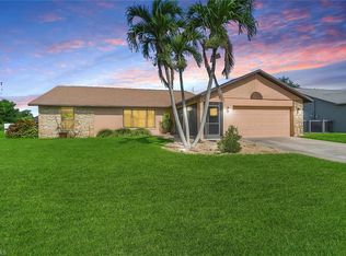 124 SE 12th Ct, Cape Coral, FL 33990