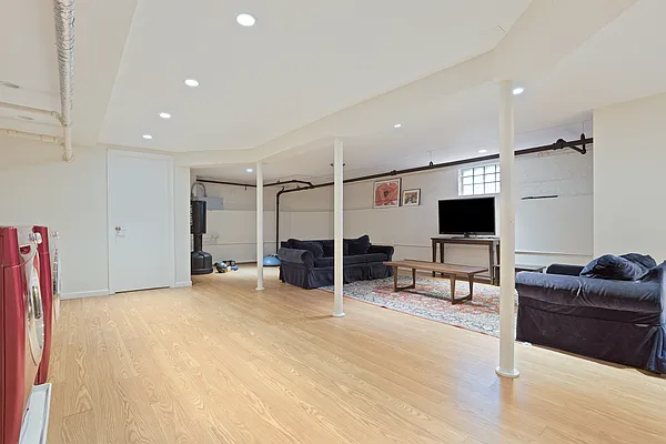 Sold by Compass | media 12