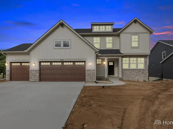 1060 N Wahington St, Lowell, MI 49331