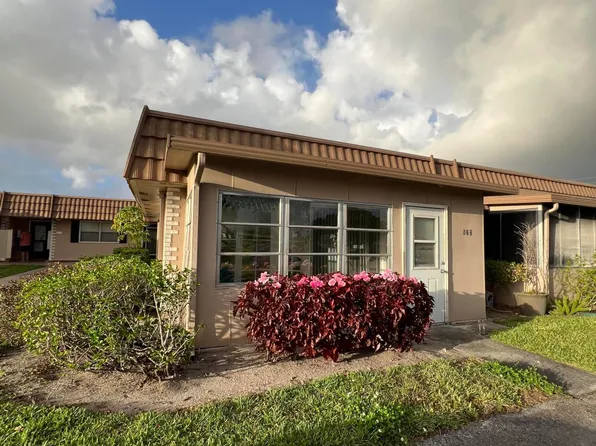 322 Seville N, Delray Beach, FL 33446