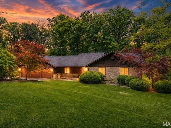 7 Walnut Ridge Ct, Defiance, MO 63341