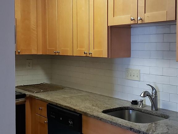 3rd image of 14 Hamre Ln #B
