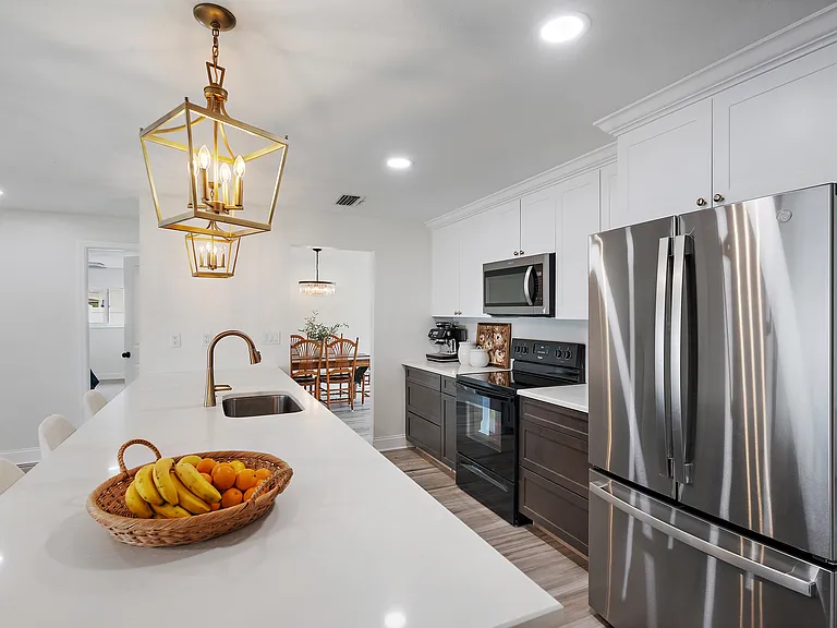5273 Denver St NE — Photo 3