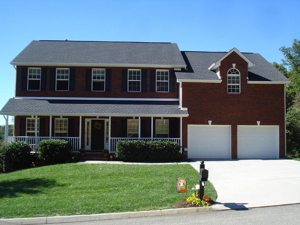 1st image of 3051 Oakwood Hills Ln