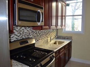 10117 35th Ave, Flushing, NY 11368