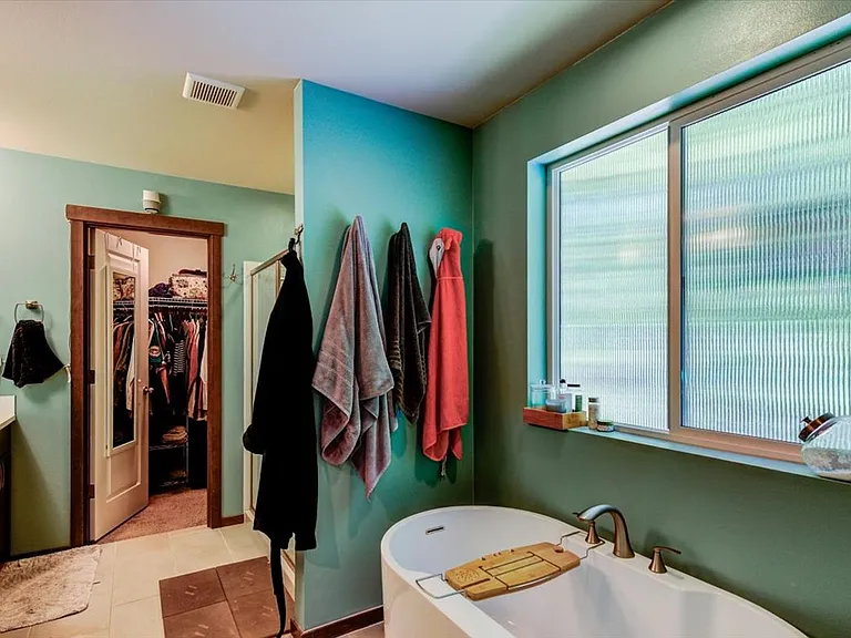 5130 Sophie St — Photo 11