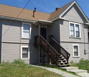 2nd image of 3260 Delaware St