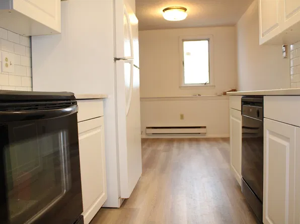 96 Main St #3, Foxboro, MA 02035