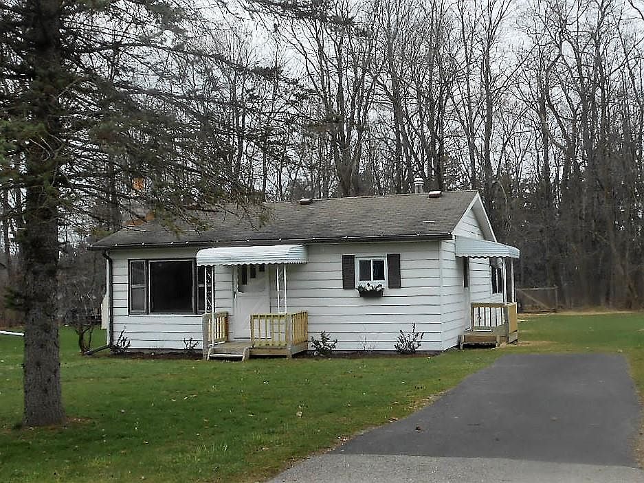 1st image of 14245 Primrose Dr