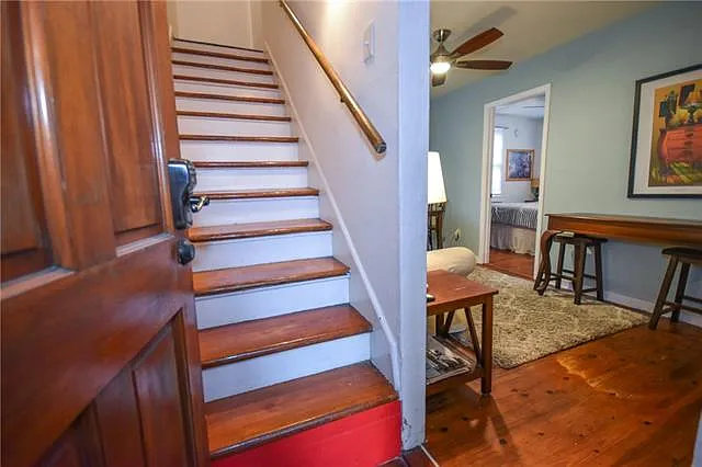 936 Philip St — Photo 3