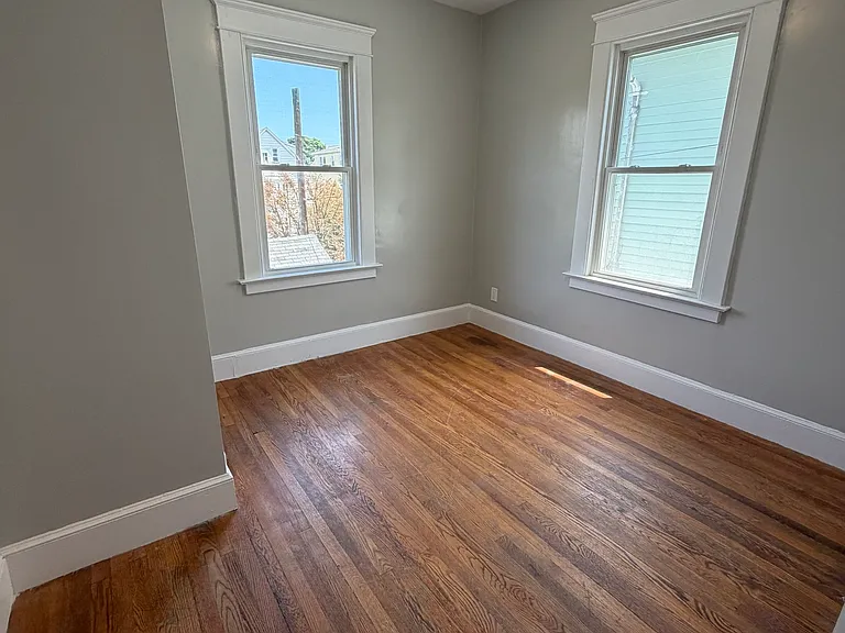 135 East Ave #2 — Photo 8