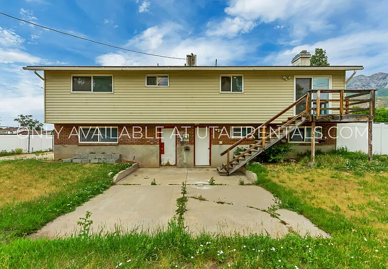 262 E 1165 N — Photo 22