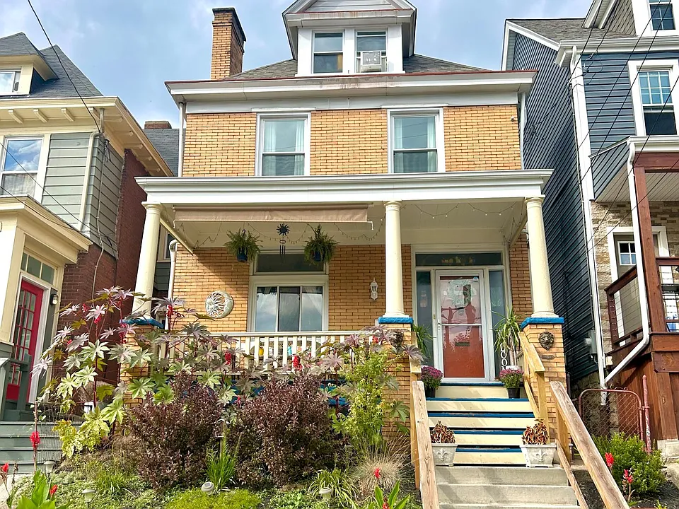 451 Kathleen St