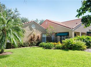 887 Reef Point Cir, Naples, FL 34108