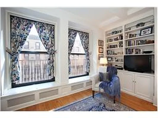 Sold by Douglas Elliman | media 19