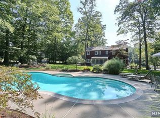59 Mill Glen Rd, Upper Saddle River, NJ 07458