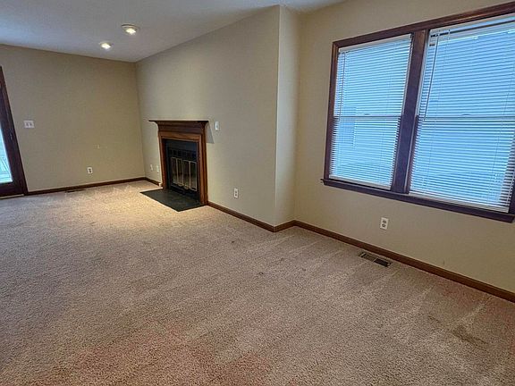 4th image of 8372 McGuire Dr