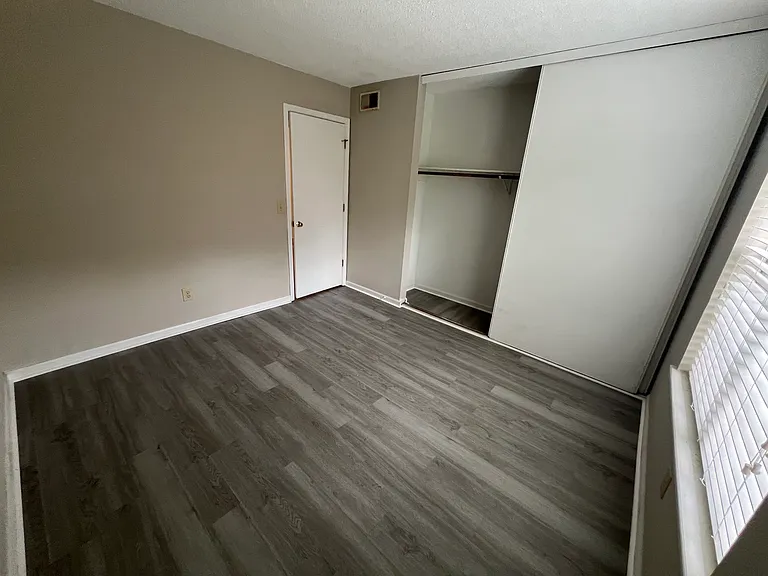 1040 Patrick Dr #1048 — Photo 6