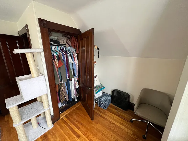 211 Holland St #2R — Photo 42