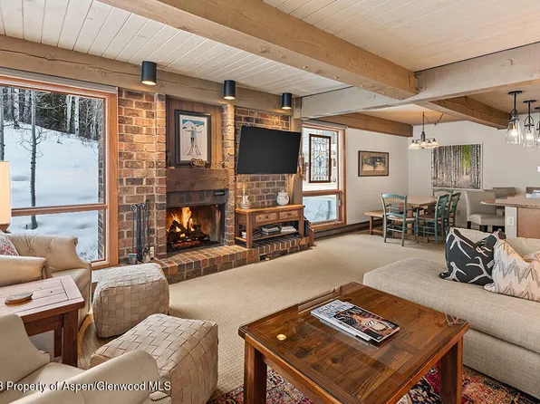 855 Carriage Way Smt #207, Snowmass Village, CO 81615