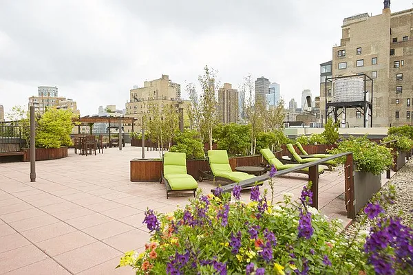 Sold by Brown Harris Stevens | media 19