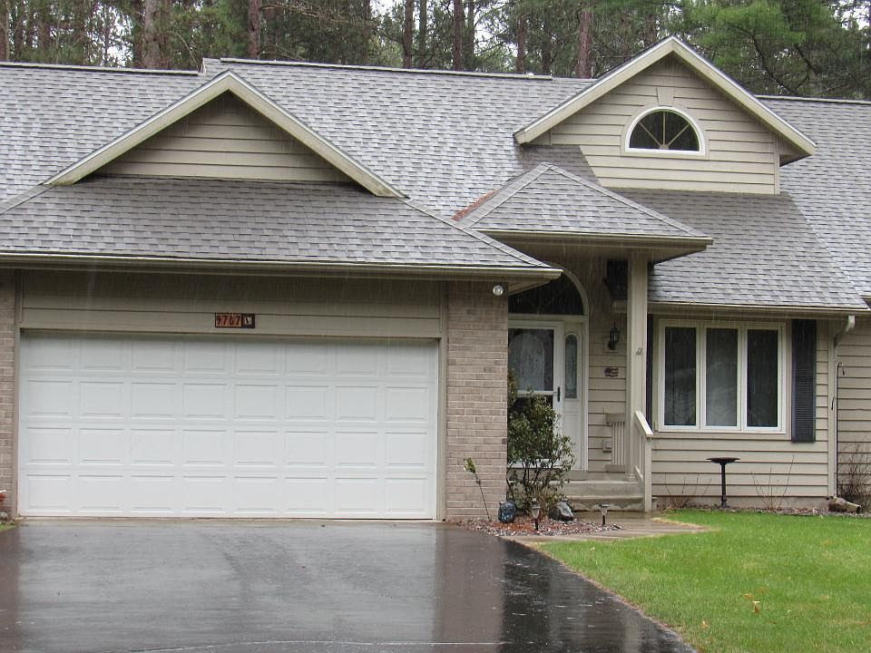 1st image of 9787 White Pine Ln #11