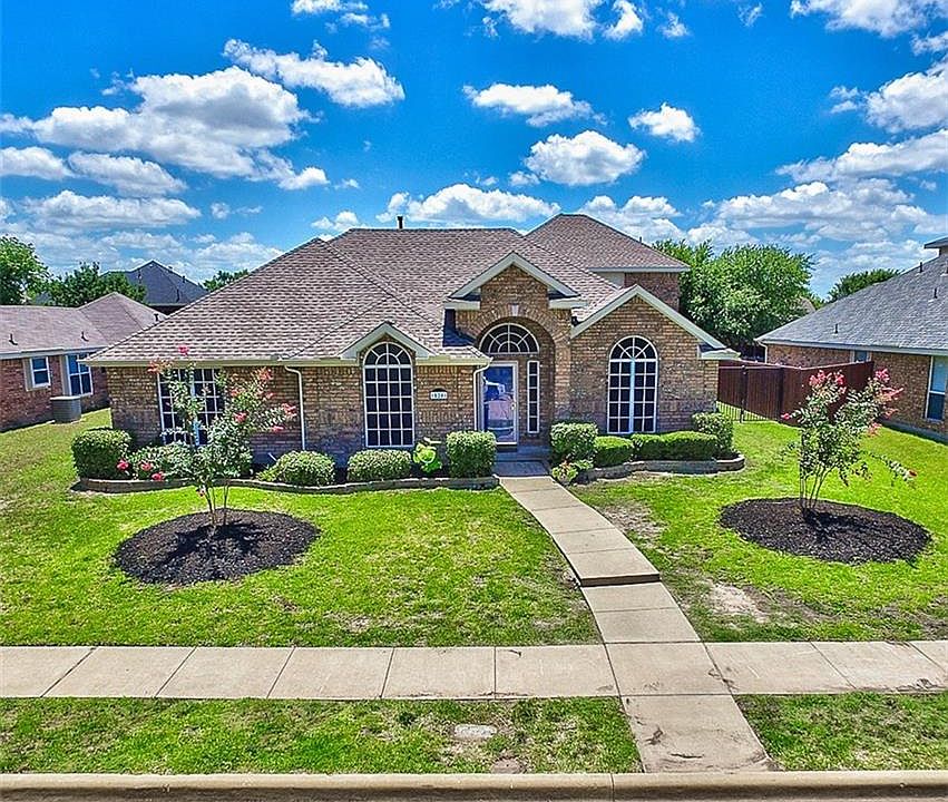 1st image of 10201 Evergreen Dr