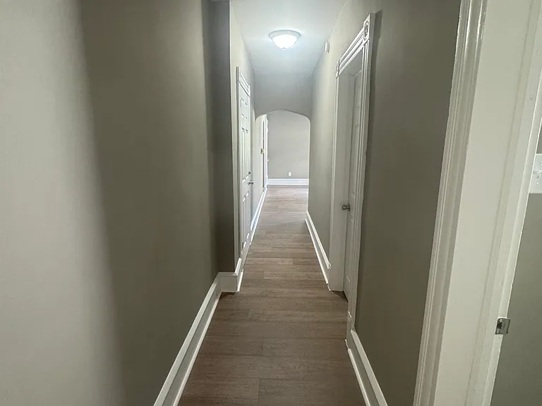 131 S Maple Ave #4 — Photo 3